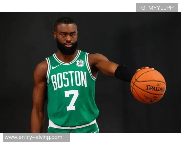 张佳玮点评杰伦布朗次节表现绿军实力展现超越战绩的深度分析